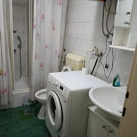 2 Bedroom Apartment, Grbavicka *