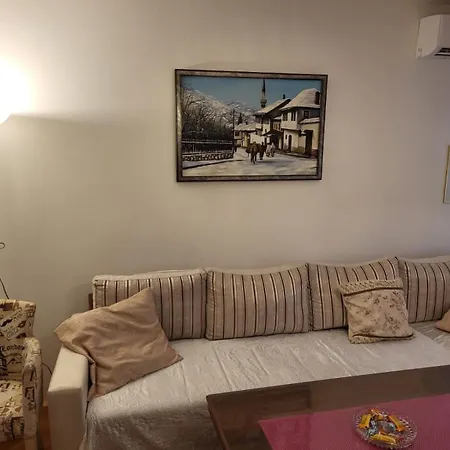 Apartman 2 Bedroom Apartment, Grbavicka